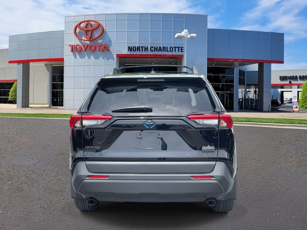 Used 2023 Toyota RAV4 AWD Hybrid image 7