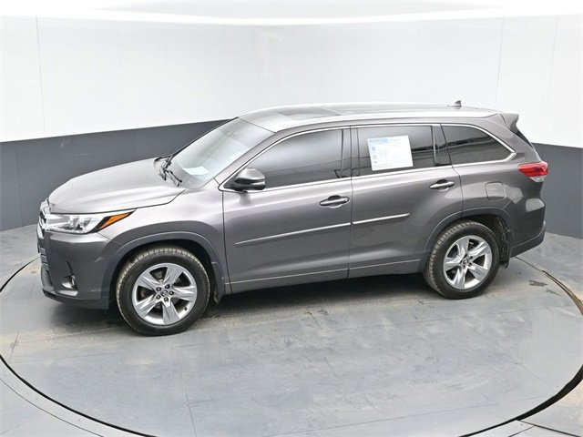 Used 2017 Toyota Highlander Limited image 40