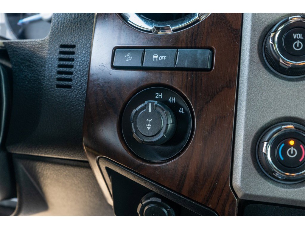 Used 2014 Ford F250 Lariat w/ Lariat Ultimate Package image 21