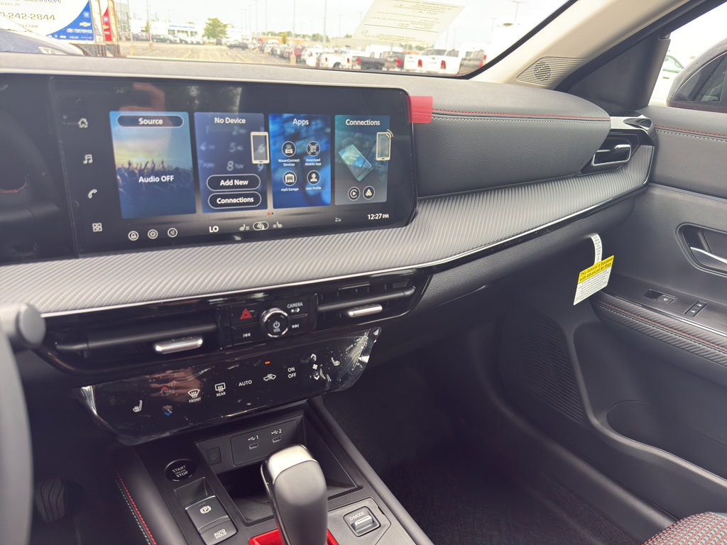 New 2026 Nissan Kicks SR w/ Cold Weather Package image 21