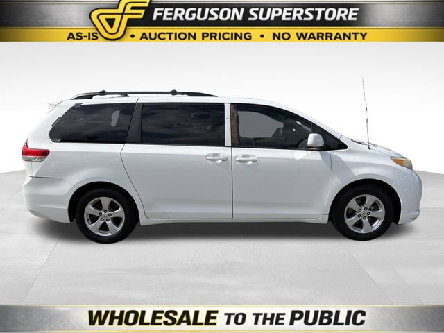 Used 2012 Toyota Sienna LE FWD image 8