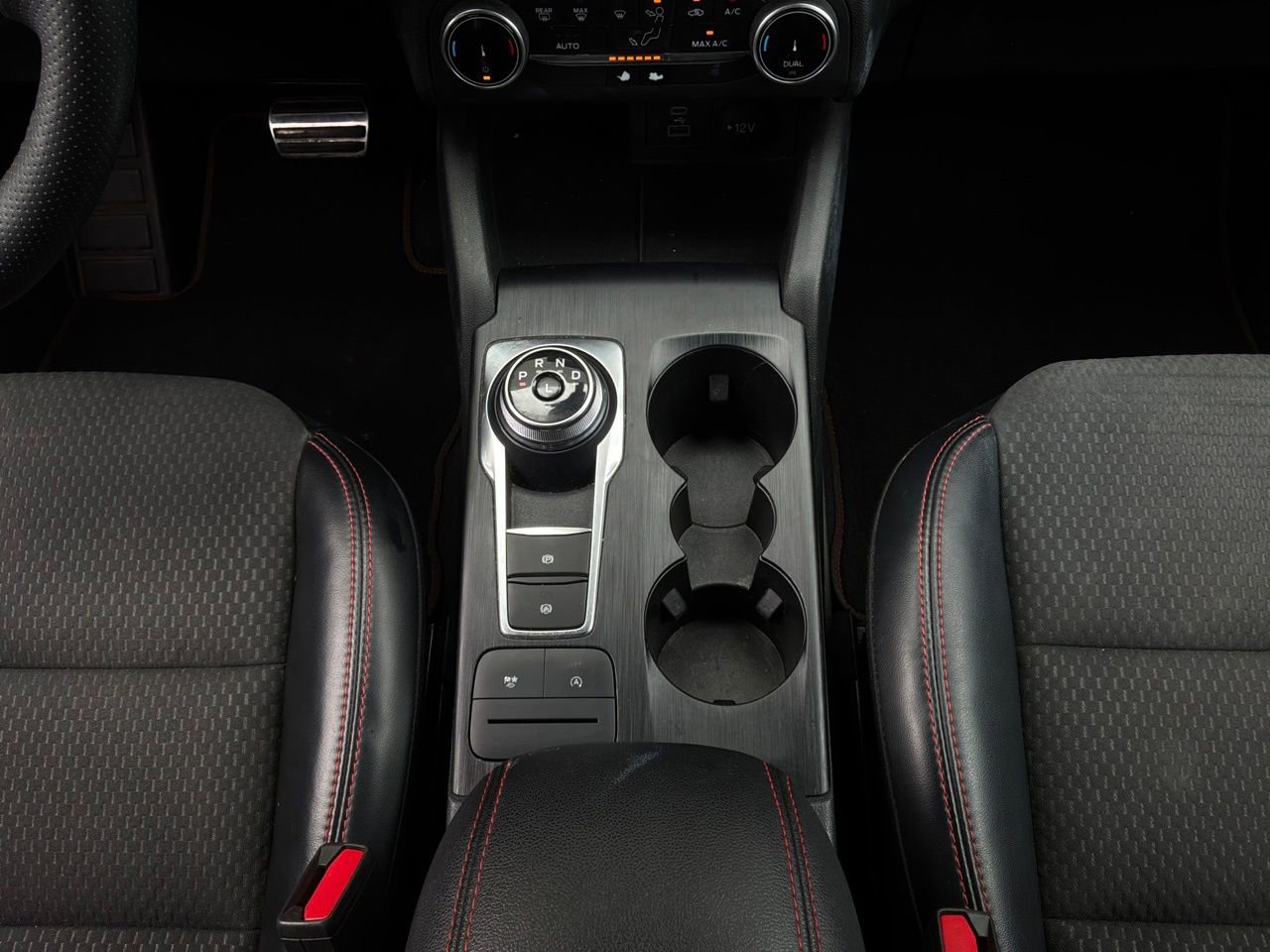 Used 2023 Ford Escape ST-Line FWD image 15