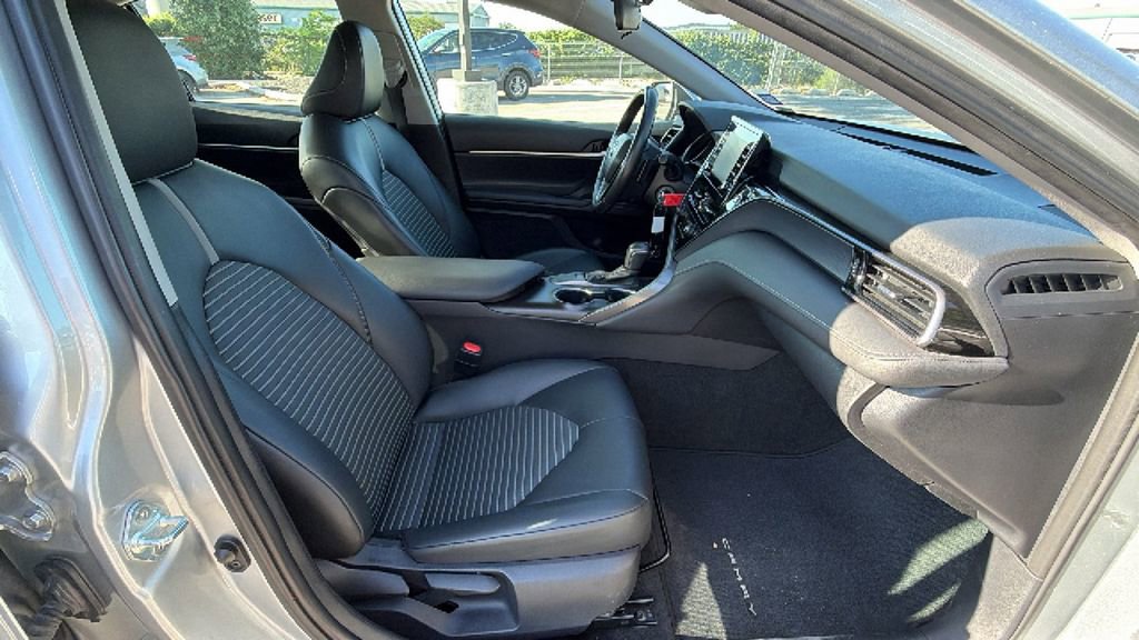 Used 2024 Toyota Camry SE FWD image 38