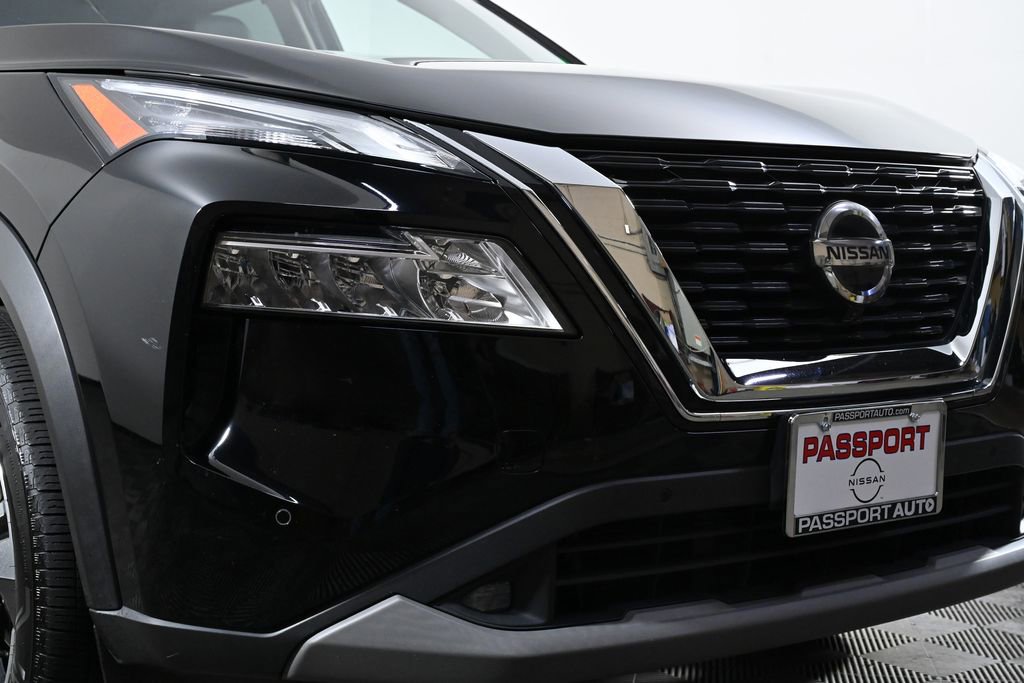 Used 2021 Nissan Rogue SL w/ Premium Package image 6