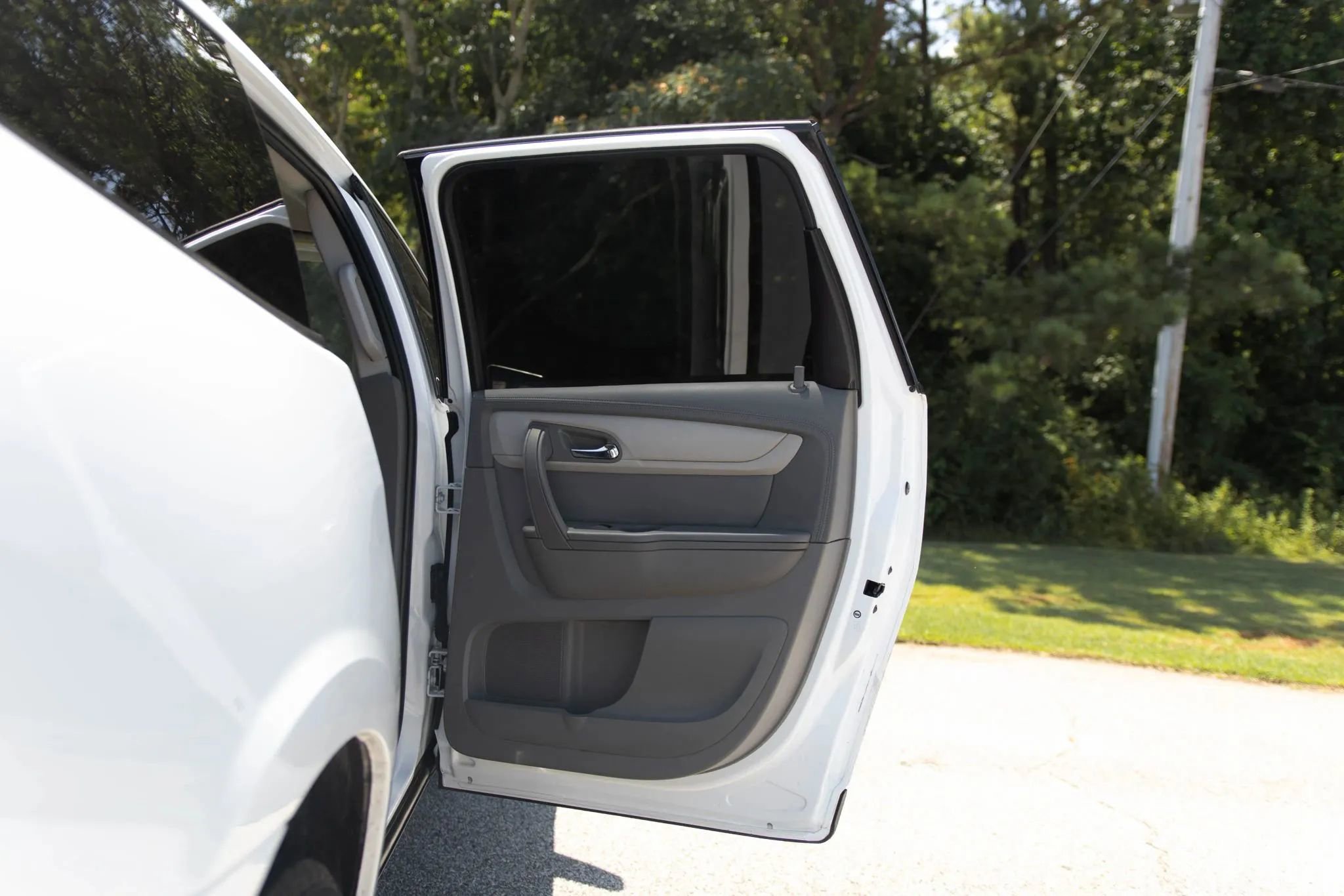 Used 2017 Chevrolet Traverse LS image 18