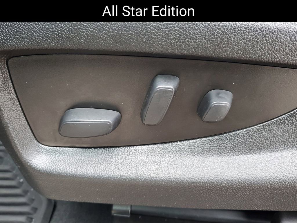 Certified 2019 Chevrolet Silverado 1500 LT w/ All Star Edition image 6