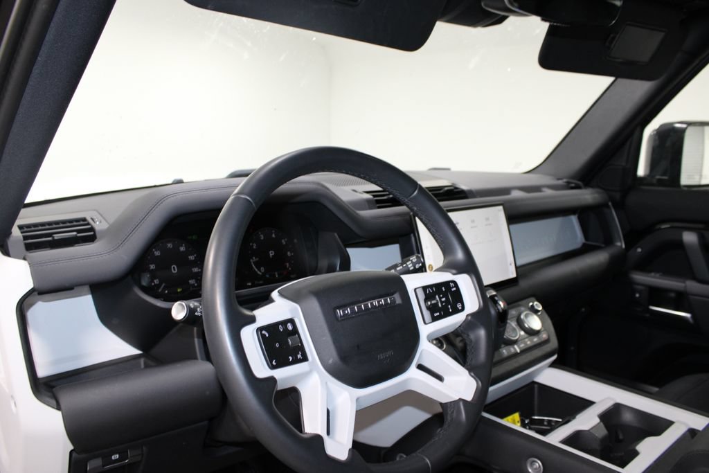 Used 2025 Land Rover Defender 110 S AWD/4WD image 16