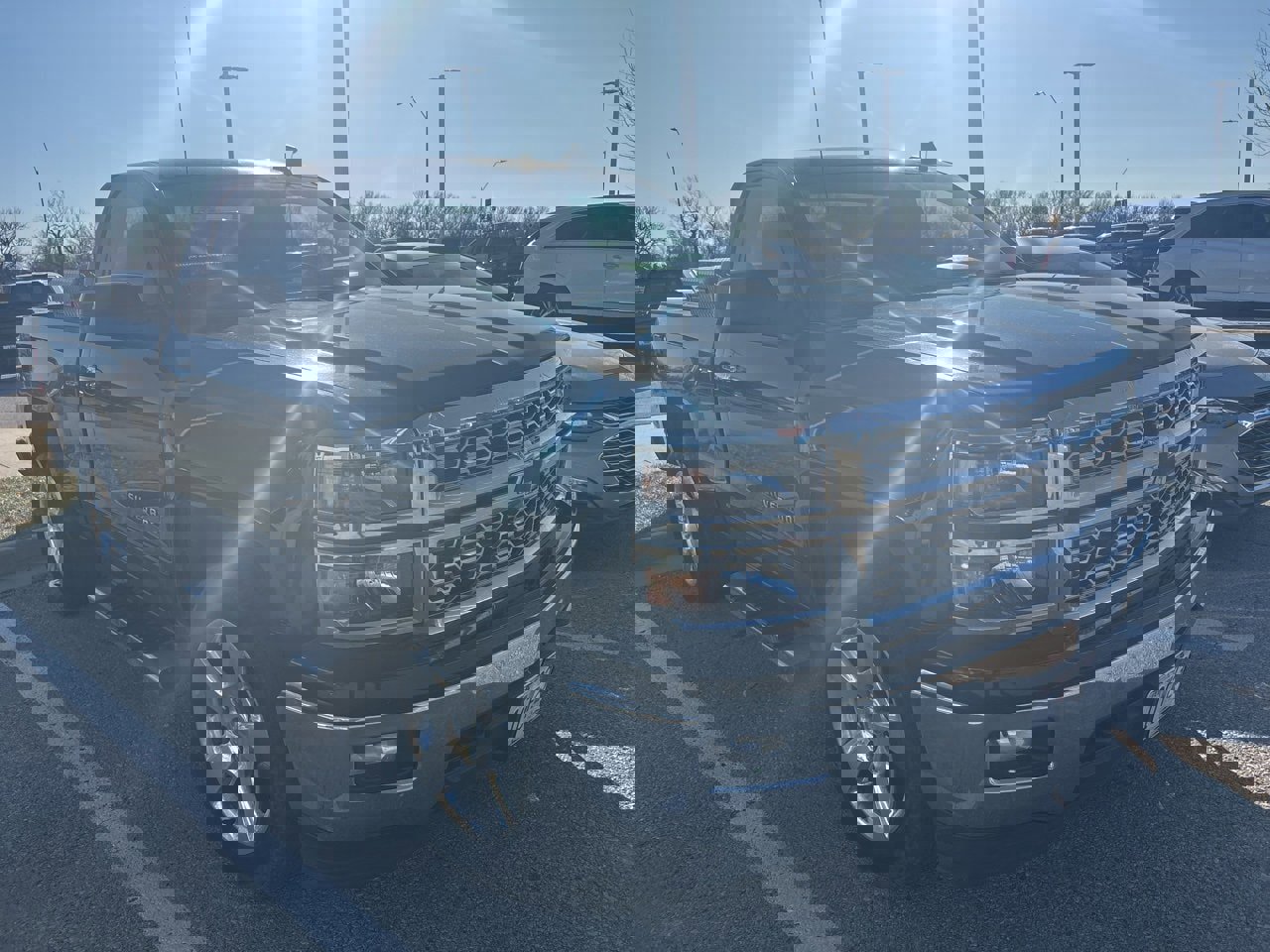 Used 2015 Chevrolet Silverado 1500 LT w/ LT Convenience Package image 3