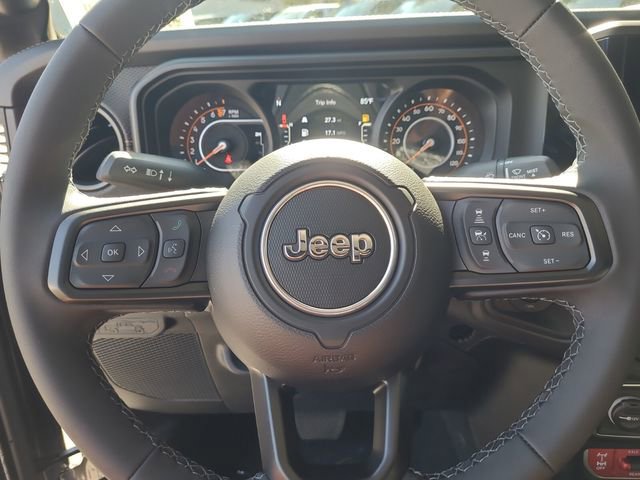 New 2025 Jeep Gladiator Mojave image 11