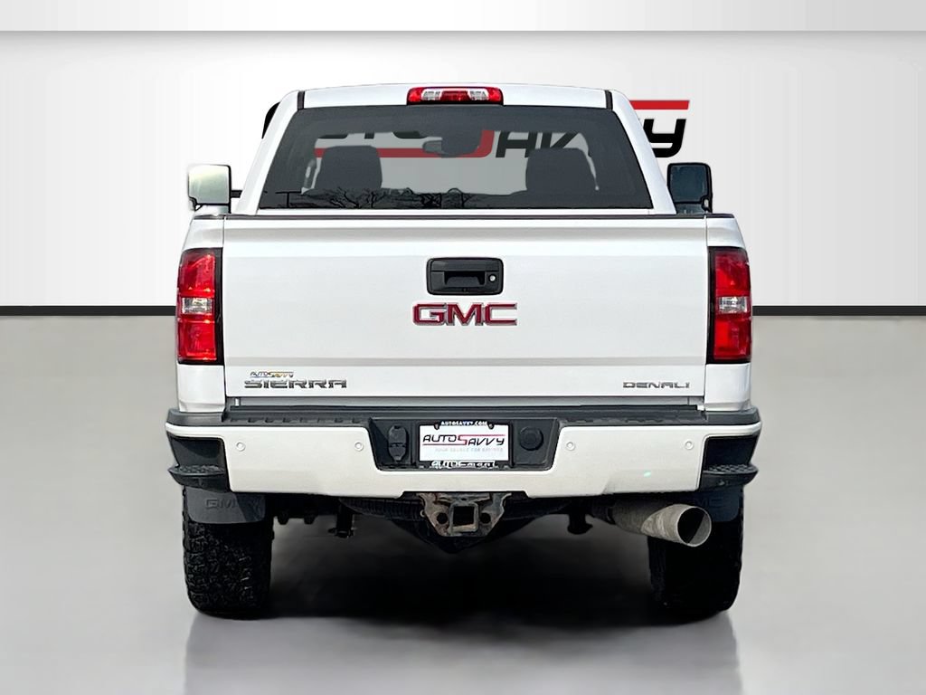 Used 2018 GMC Sierra 2500 Denali w/ Duramax Plus Package AWD/4WD image 6
