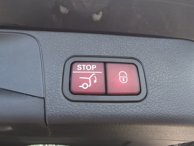 Used 2023 Mercedes-Benz GLB 250 4MATIC image 18