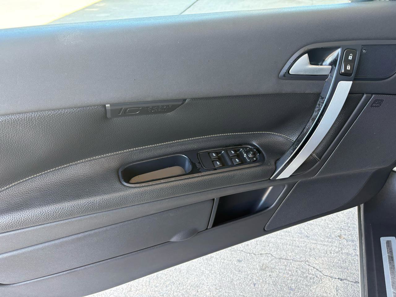 Used 2011 Volvo C70 T5 FWD image 13