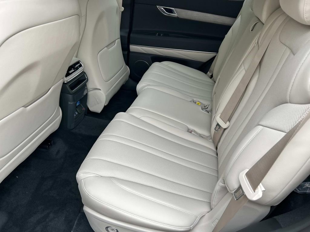 New 2026 Genesis GV80 2.5T Select image 20