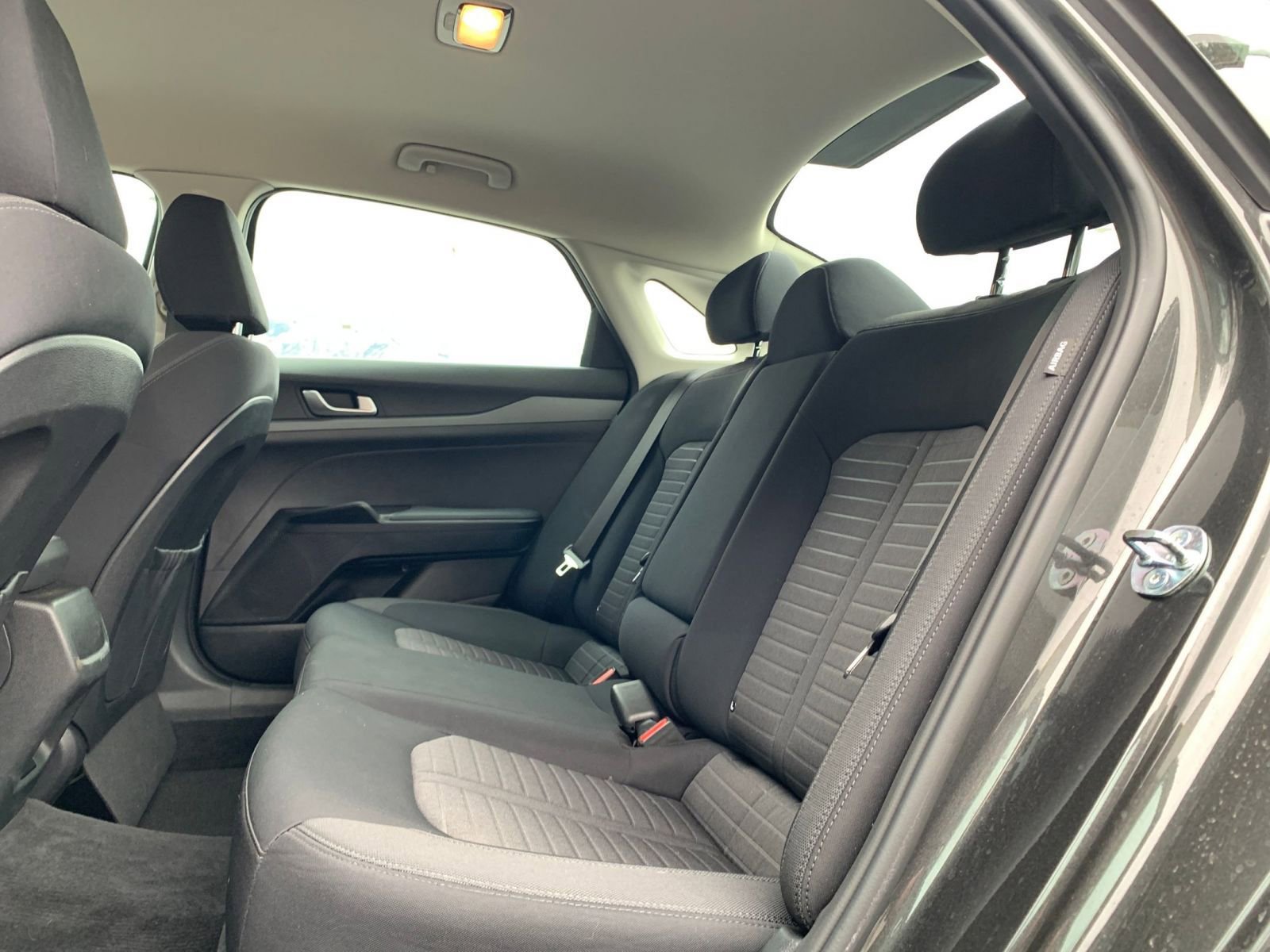 Used 2025 Kia K5 LXS FWD image 25