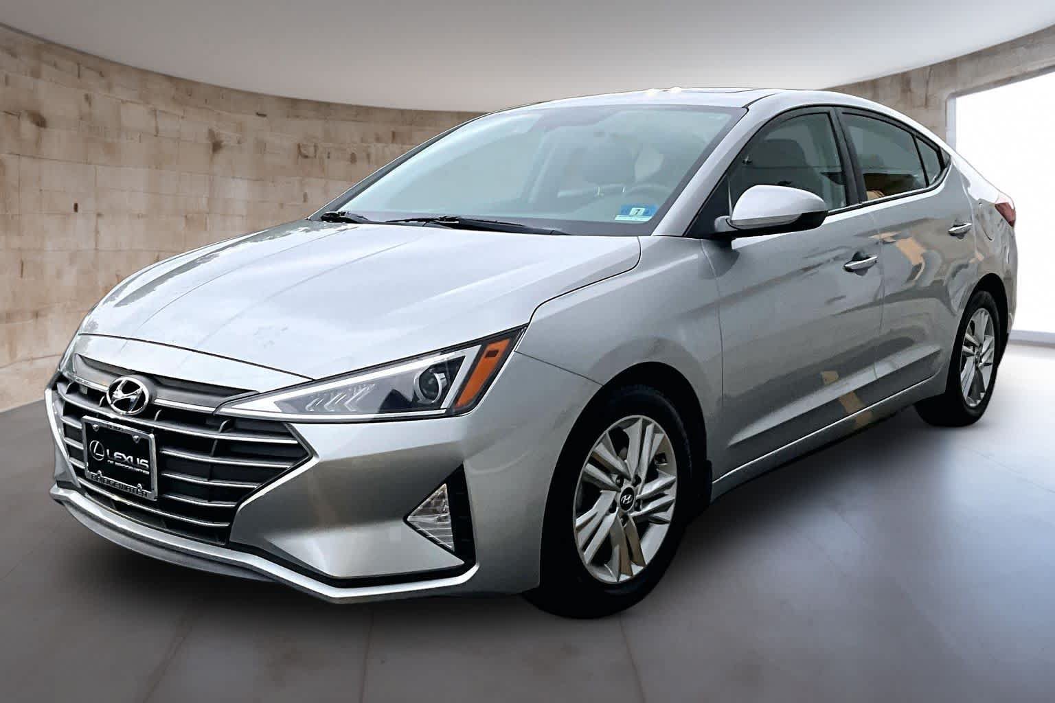 Used 2020 Hyundai Elantra Value Edition w/ Cargo Package (C1) FWD image 3