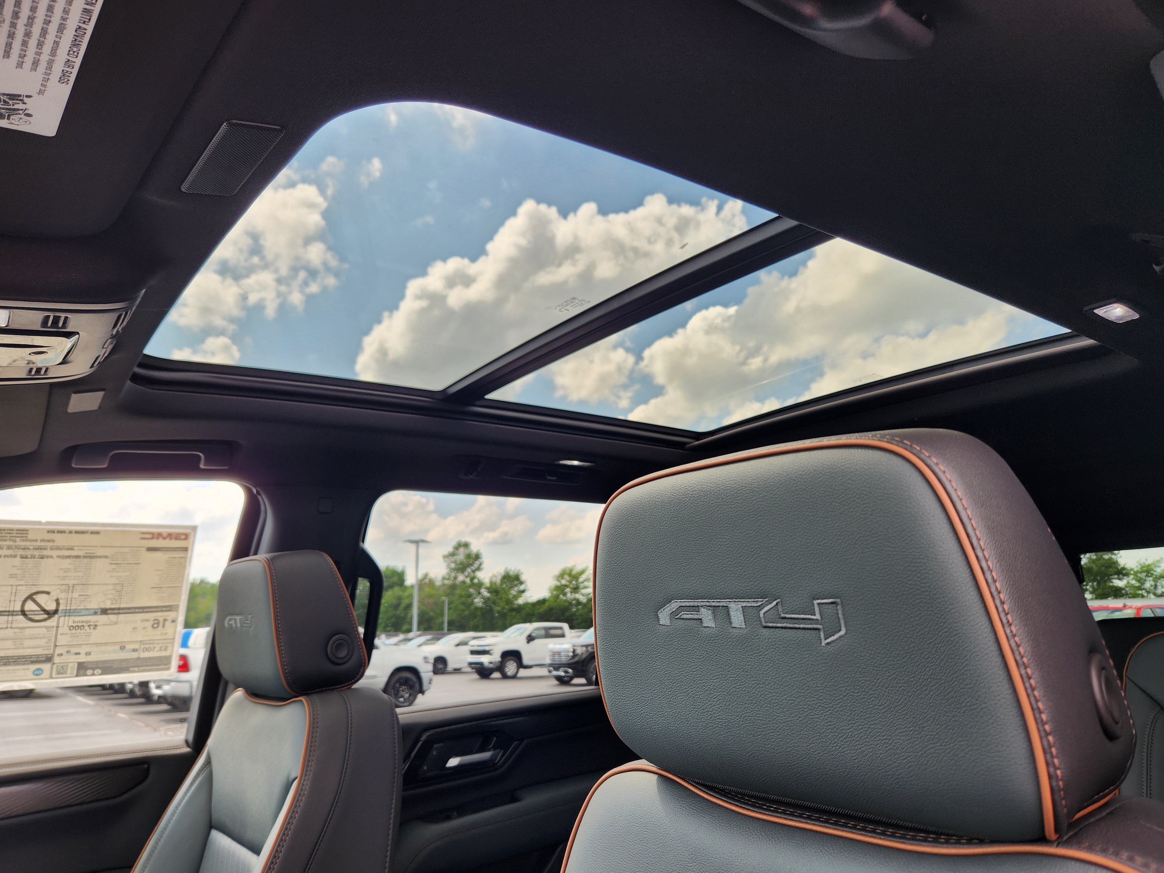 New 2026 GMC Yukon XL AT4 w/ AT4 Premium Package AWD/4WD image 18