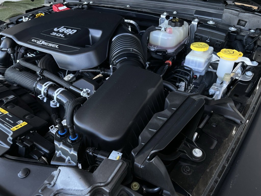 Used 2022 Jeep Wrangler Unlimited Sport image 12