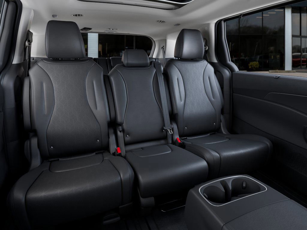 New 2026 Kia Carnival SX image 16