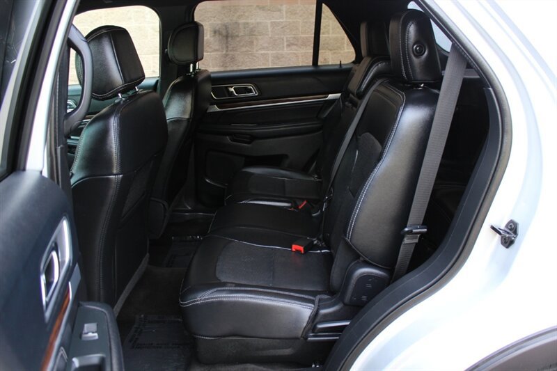 Used 2016 Ford Explorer Limited AWD/4WD image 13