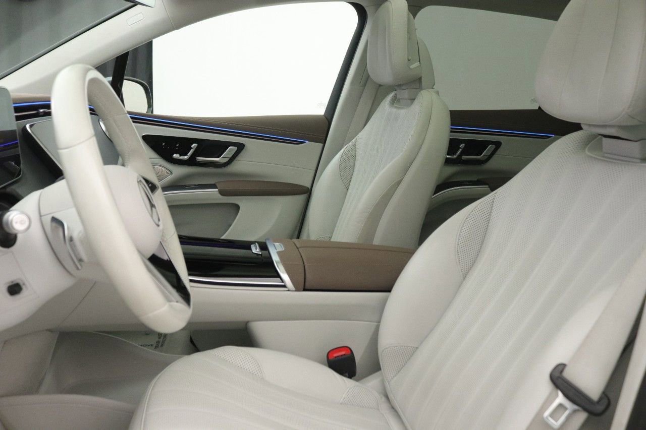 Certified 2023 Mercedes-Benz EQS 450+ SUV image 32