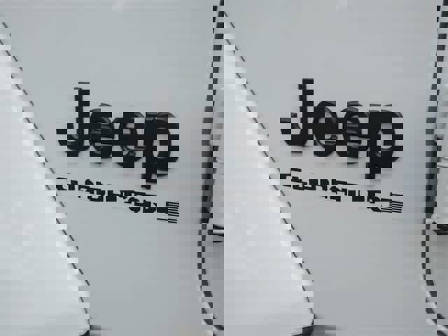 New 2025 Jeep Gladiator Sport image 12