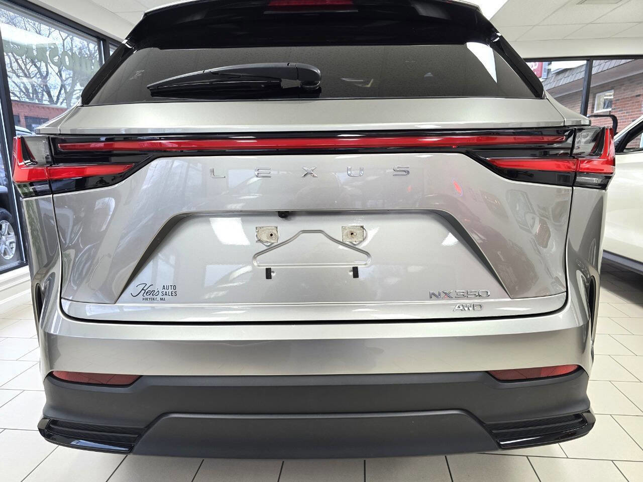 Used 2023 Lexus NX 350 AWD image 11