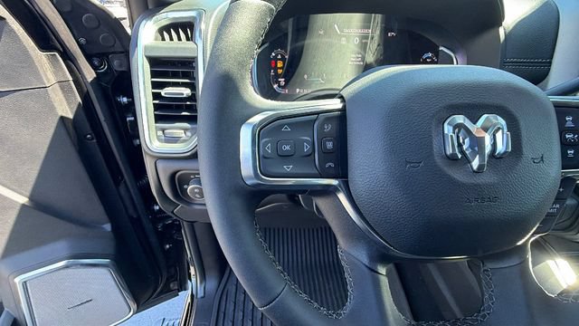New 2026 RAM 3500 Laramie AWD/4WD image 28