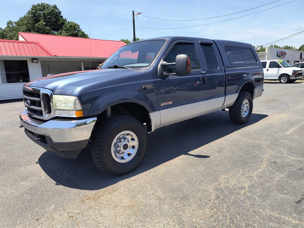 Used 2004 Ford F250 XLT AWD/4WD image 1