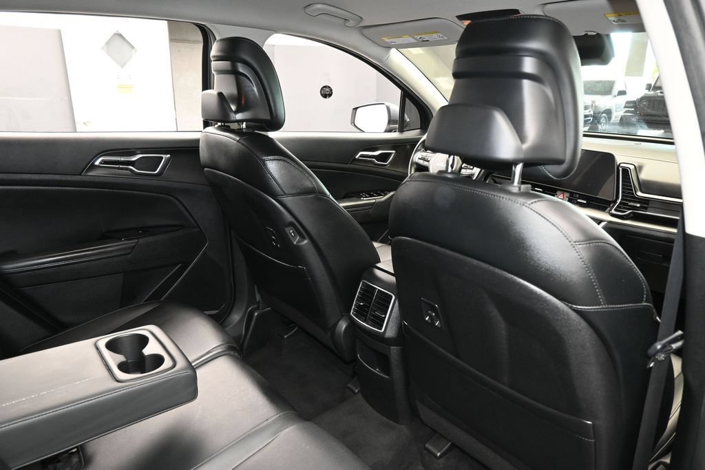 Used 2023 Kia Sportage EX FWD image 43