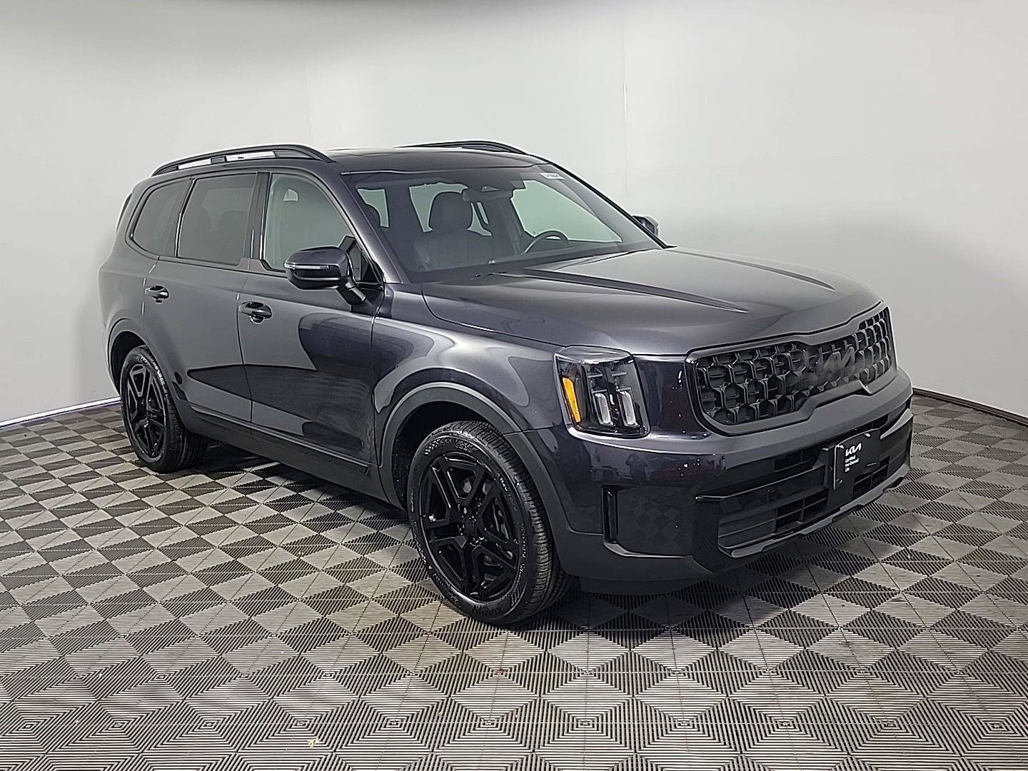 Certified 2025 Kia Telluride EX X-Line AWD/4WD image 1