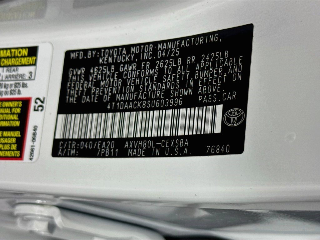 Used 2025 Toyota Camry SE FWD image 39