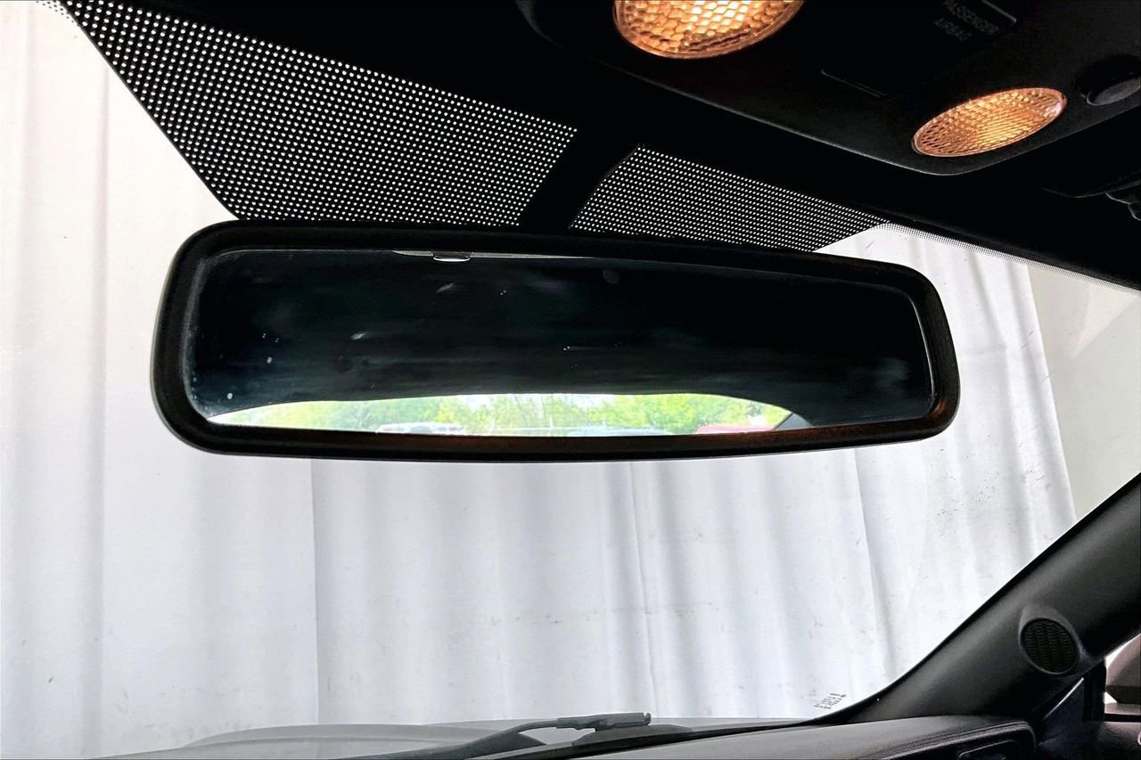 Used 2016 Ford Mustang Coupe RWD image 17
