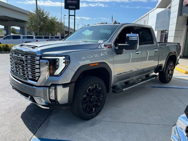 New 2026 GMC Sierra 2500 Denali w/ Denali Reserve Package image 3