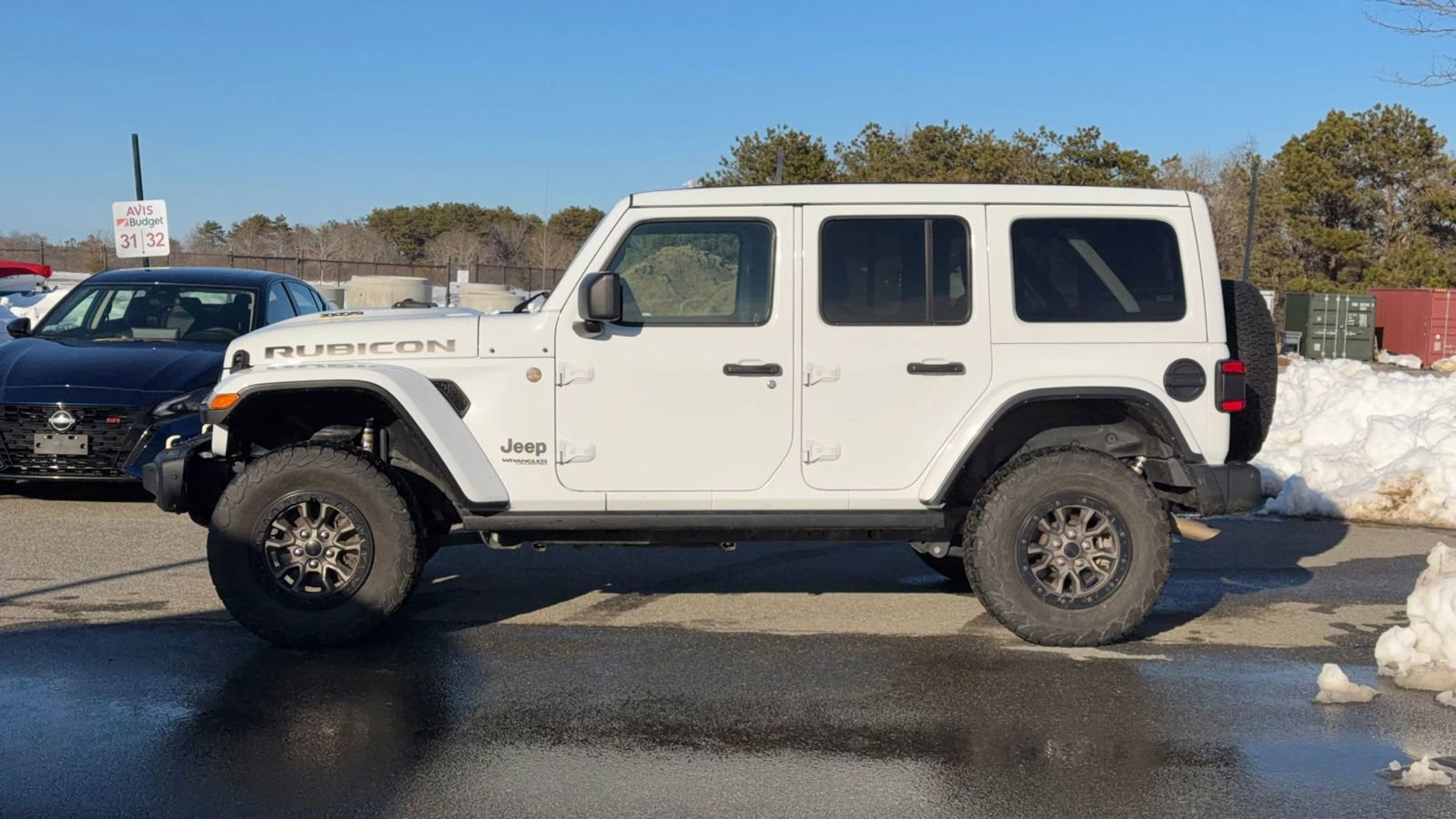 Used 2022 Jeep Wrangler Unlimited Rubicon w/ Trailer Tow Package image 3