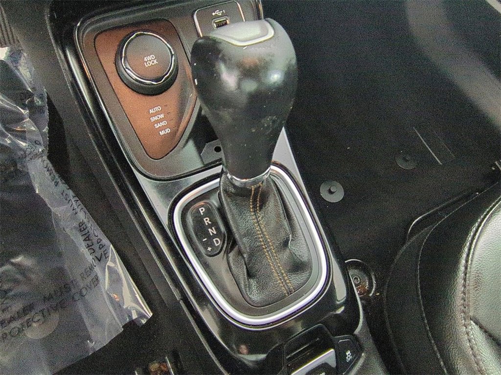 Used 2019 Jeep Compass Limited image 14