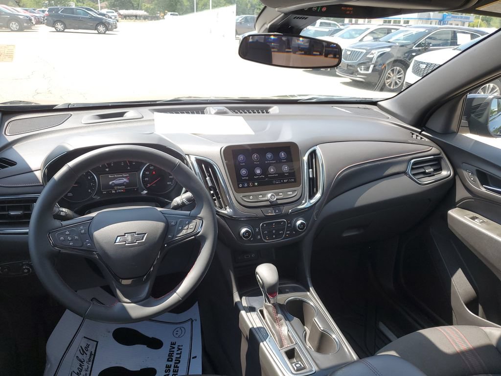 Used 2024 Chevrolet Equinox RS FWD image 27