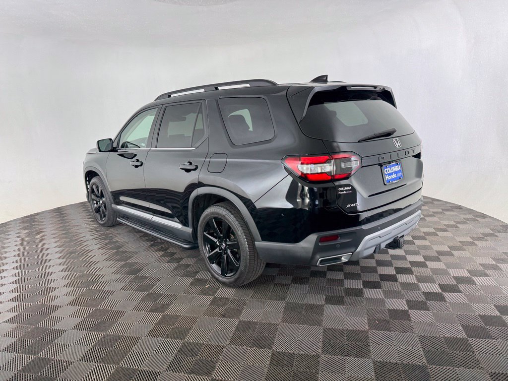 Certified 2024 Honda Pilot Touring image 6