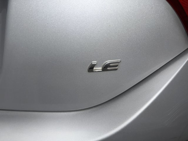 Used 2019 Toyota Corolla LE image 29