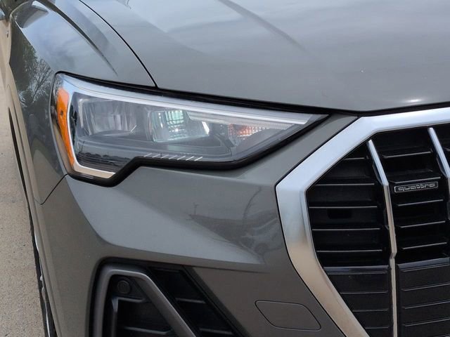 Used 2020 Audi Q3 2.0T Premium w/ Convenience Package image 11