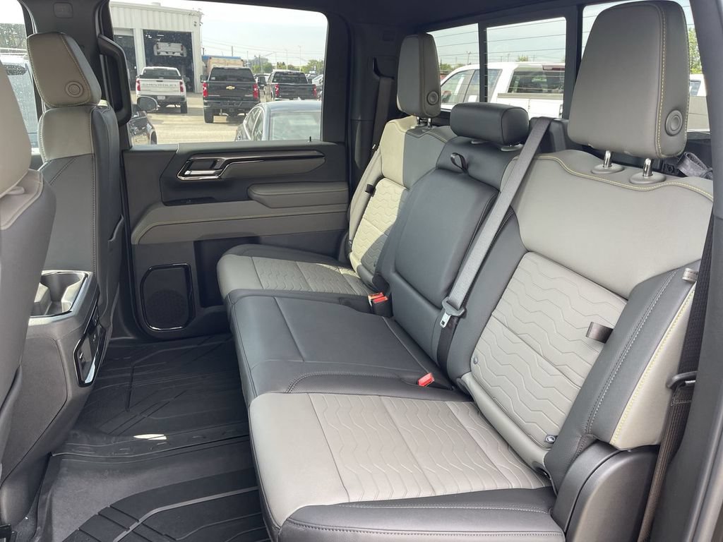 New 2026 Chevrolet Silverado 2500 ZR2 AWD/4WD image 22
