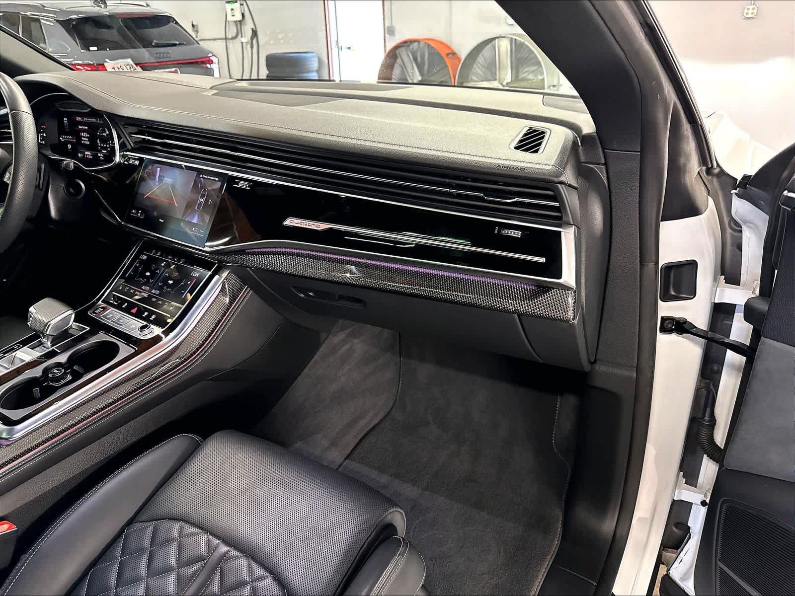 Used 2023 Audi SQ8 Prestige w/ Prestige Package AWD/4WD image 18