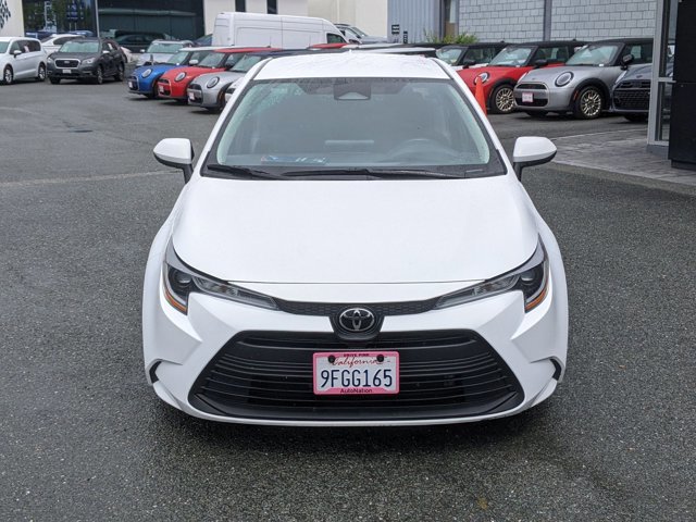 Used 2023 Toyota Corolla LE FWD image 2