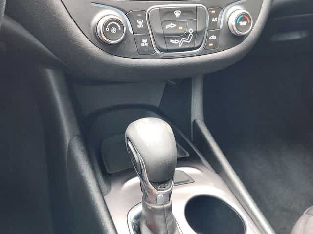 Used 2021 Chevrolet Malibu LS FWD image 19