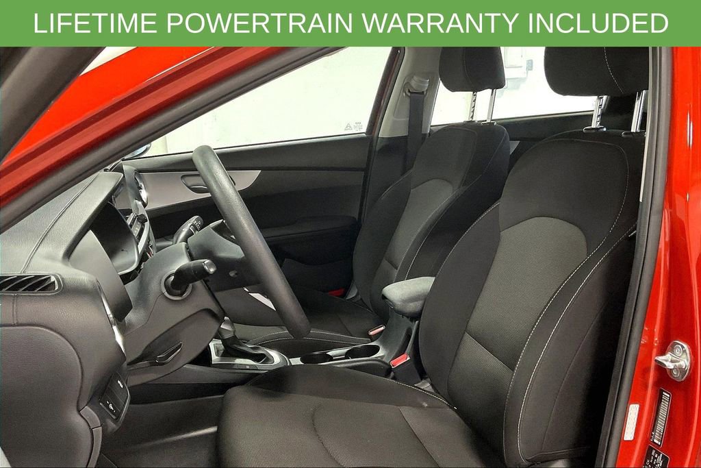 Used 2023 Kia Forte LXS image 30