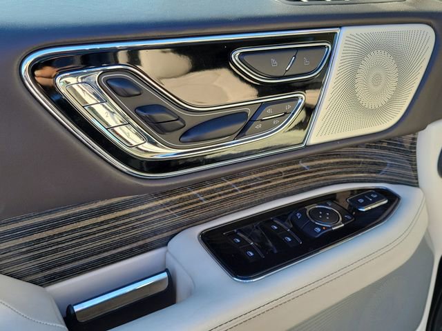 Used 2023 Lincoln Navigator Black Label image 14