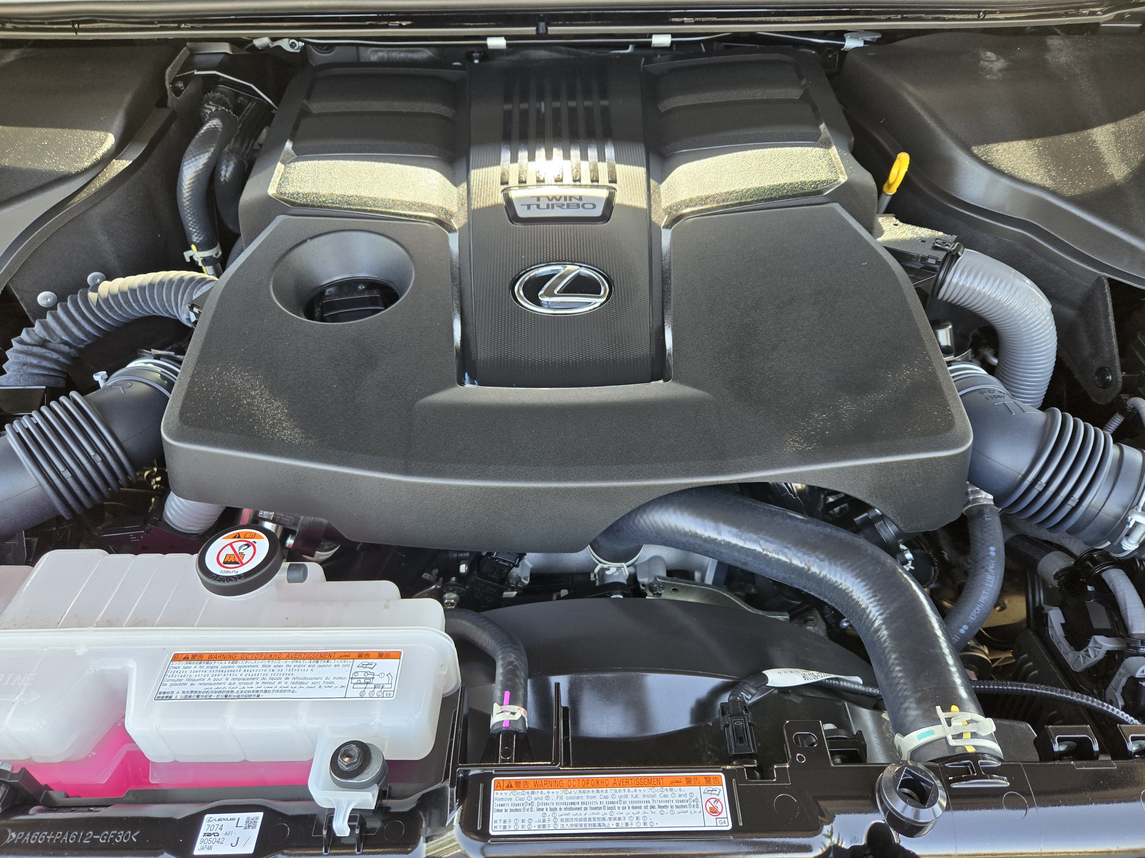 Used 2024 Lexus GX 550 w/ Accessory Package (Z1) AWD/4WD image 33
