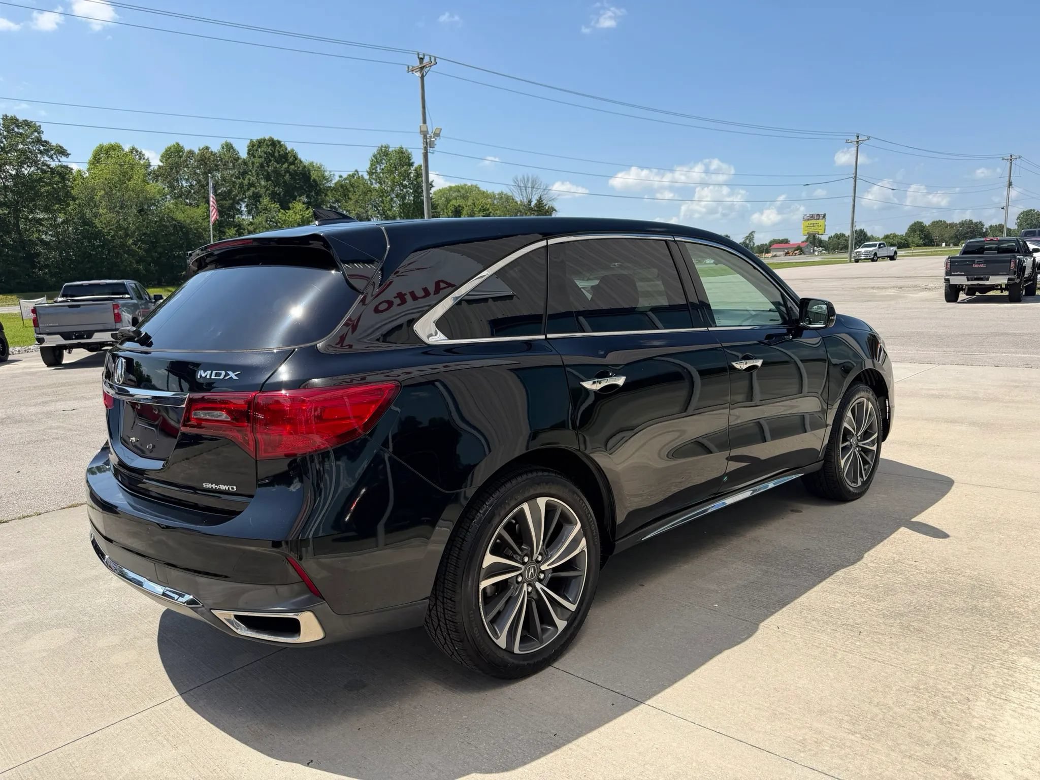 Used 2020 Acura MDX w/ Technology Package AWD/4WD image 16