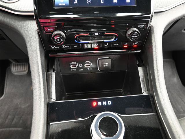 Used 2025 Jeep Grand Cherokee Laredo X image 14