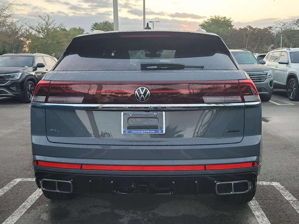 New 2026 Volkswagen Atlas Cross Sport SEL Premium R-Line image 4
