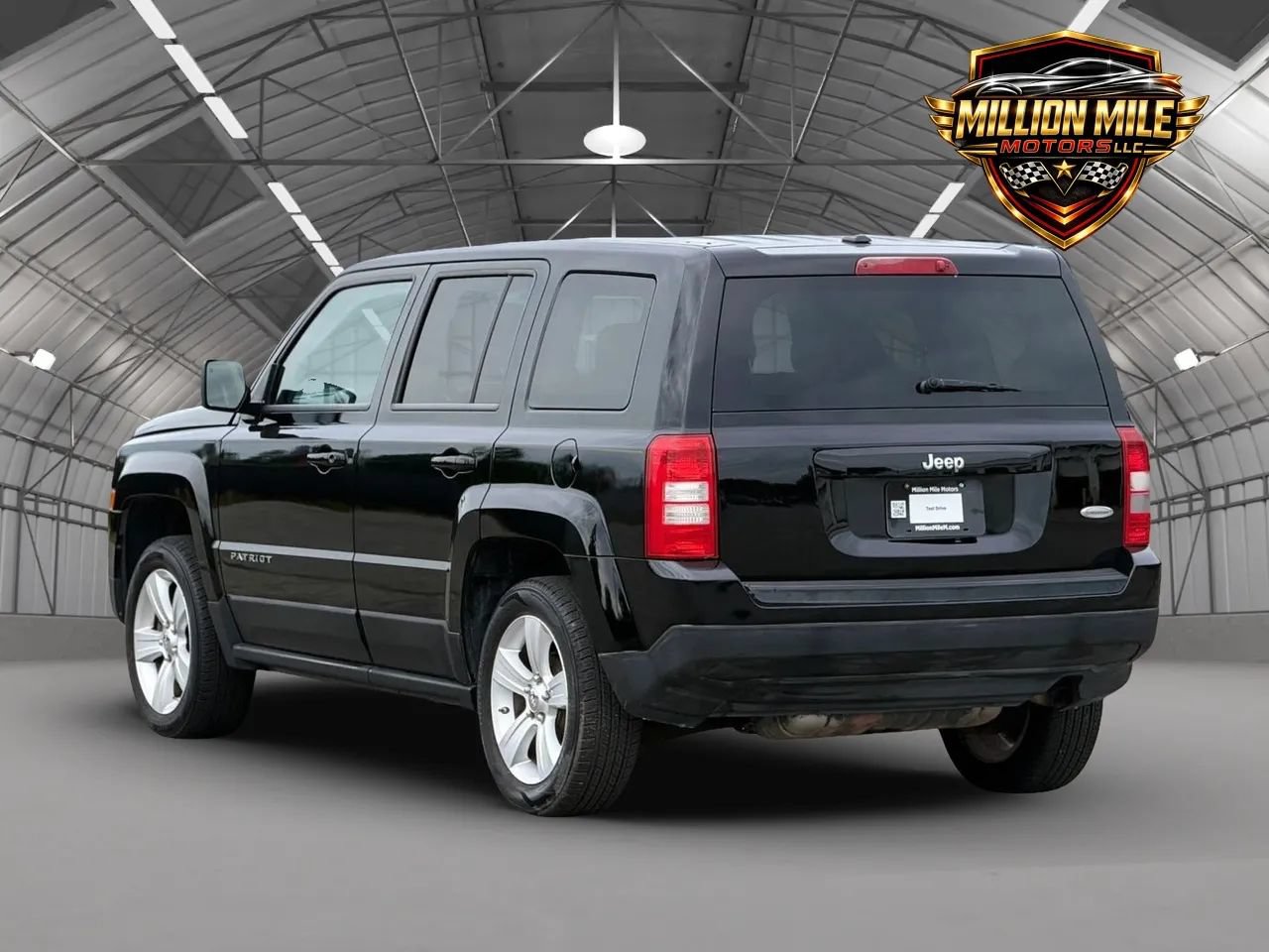 Used 2012 Jeep Patriot Latitude FWD image 10
